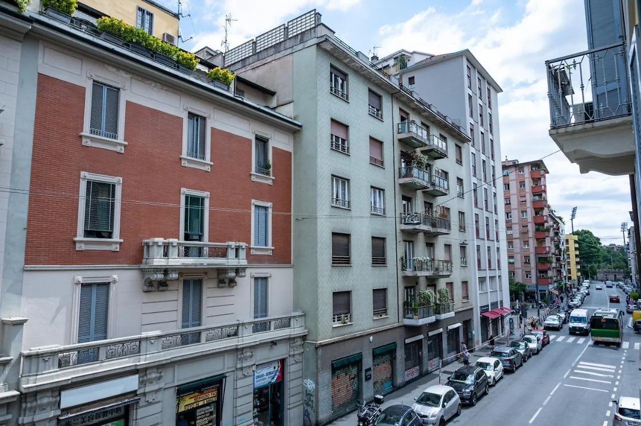 Appartement Bilocale Zona Arena à Milan